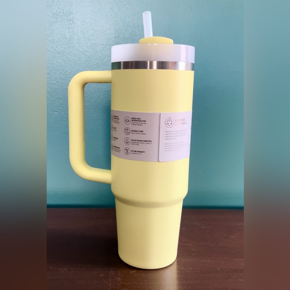 BRAND NEW W/ TAG Pomelo Light Yellow 30oz Stanley .88 L Quencher H2.0 Tumbler! - Picture 4 of 4